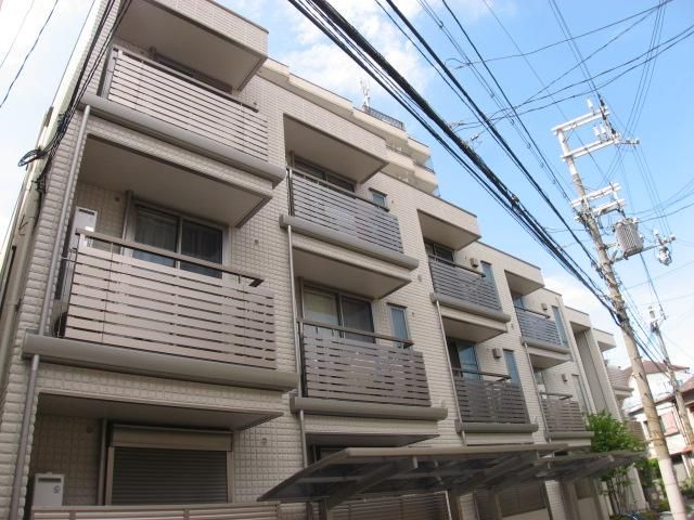 �X�e���f�B�I �����j�� �O�ώʐ^